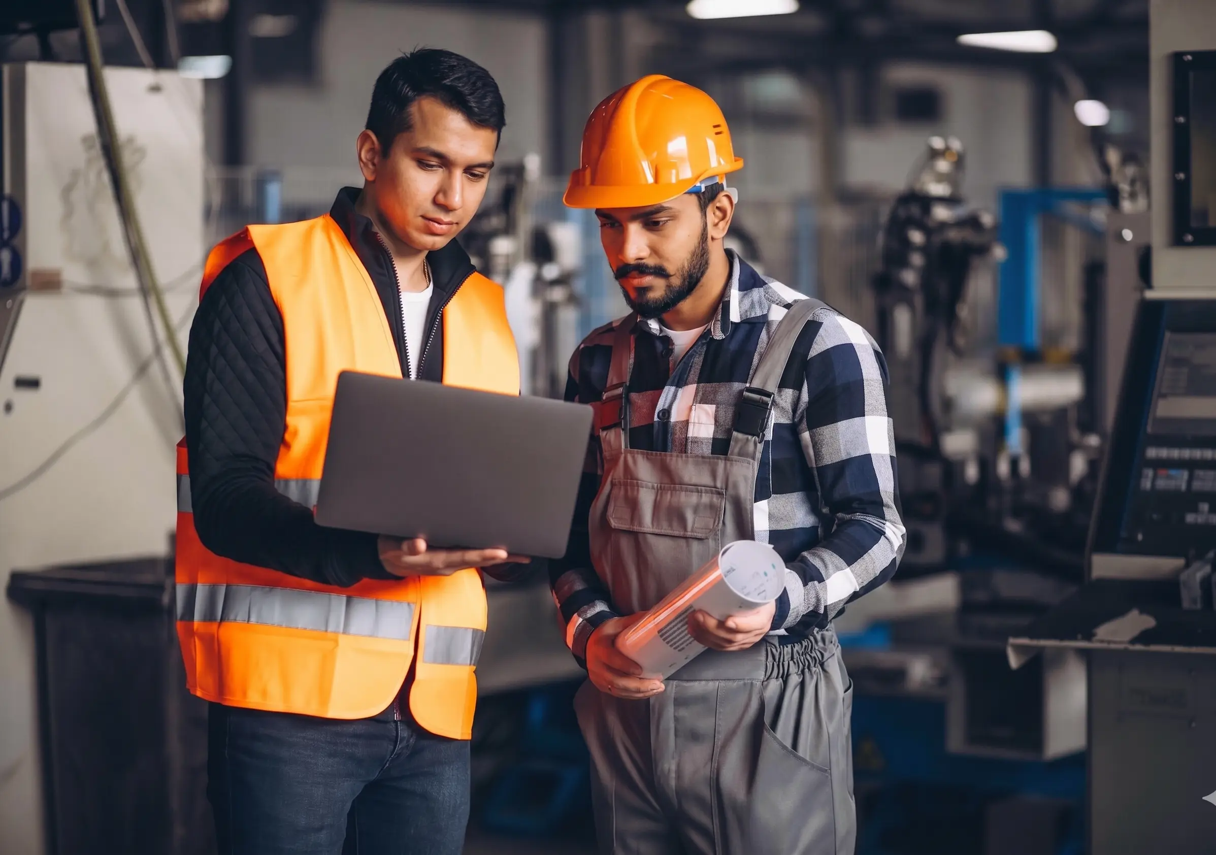 Construction project management discussion with owners and advisors